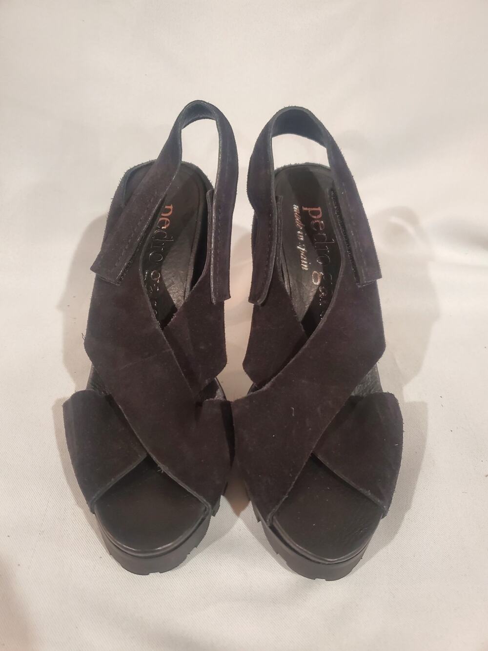 Pedro Garcia Suede Slingback Sandal heels.s55
